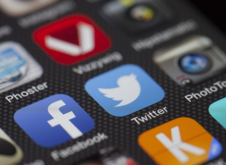 social networks in cellphone